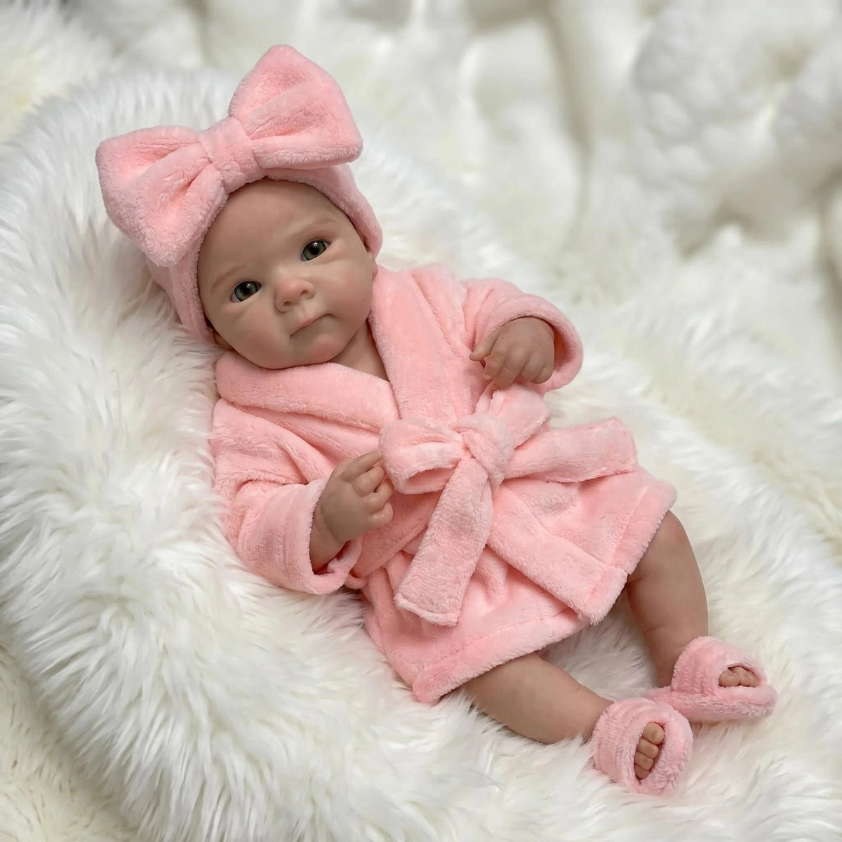 18-inch Platinum Solid Silicone Collectible Doll Super Soft Elastic Feel Bettie Silicone Version Real Baby Size