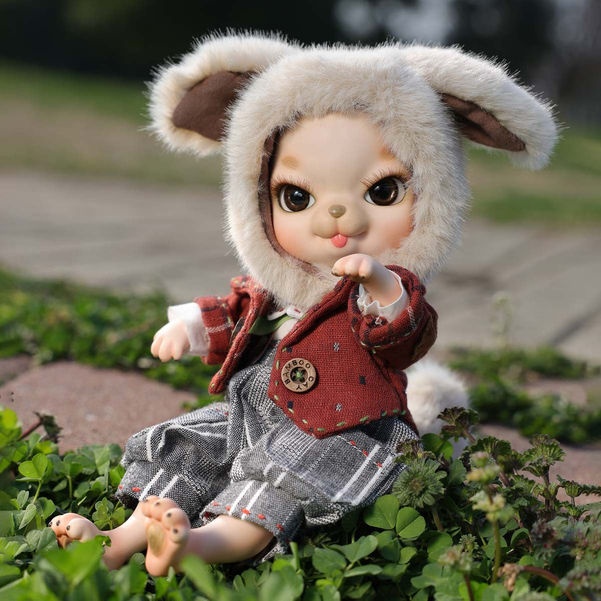 Adorable 10 Inch Porcelain Dress-up Baby Brownish red Dolls (BJD)
