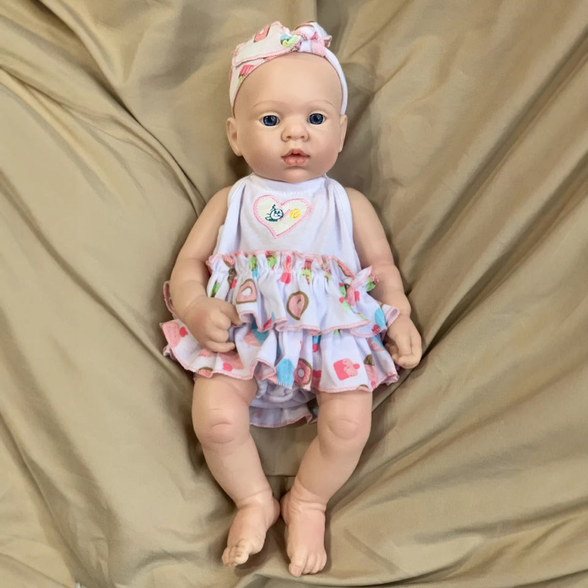 16 inch Lifelike Handcrafted Reborn Doll with Soild Silicone Body 3D Real Skin Kids Play Toy Gift for Girls