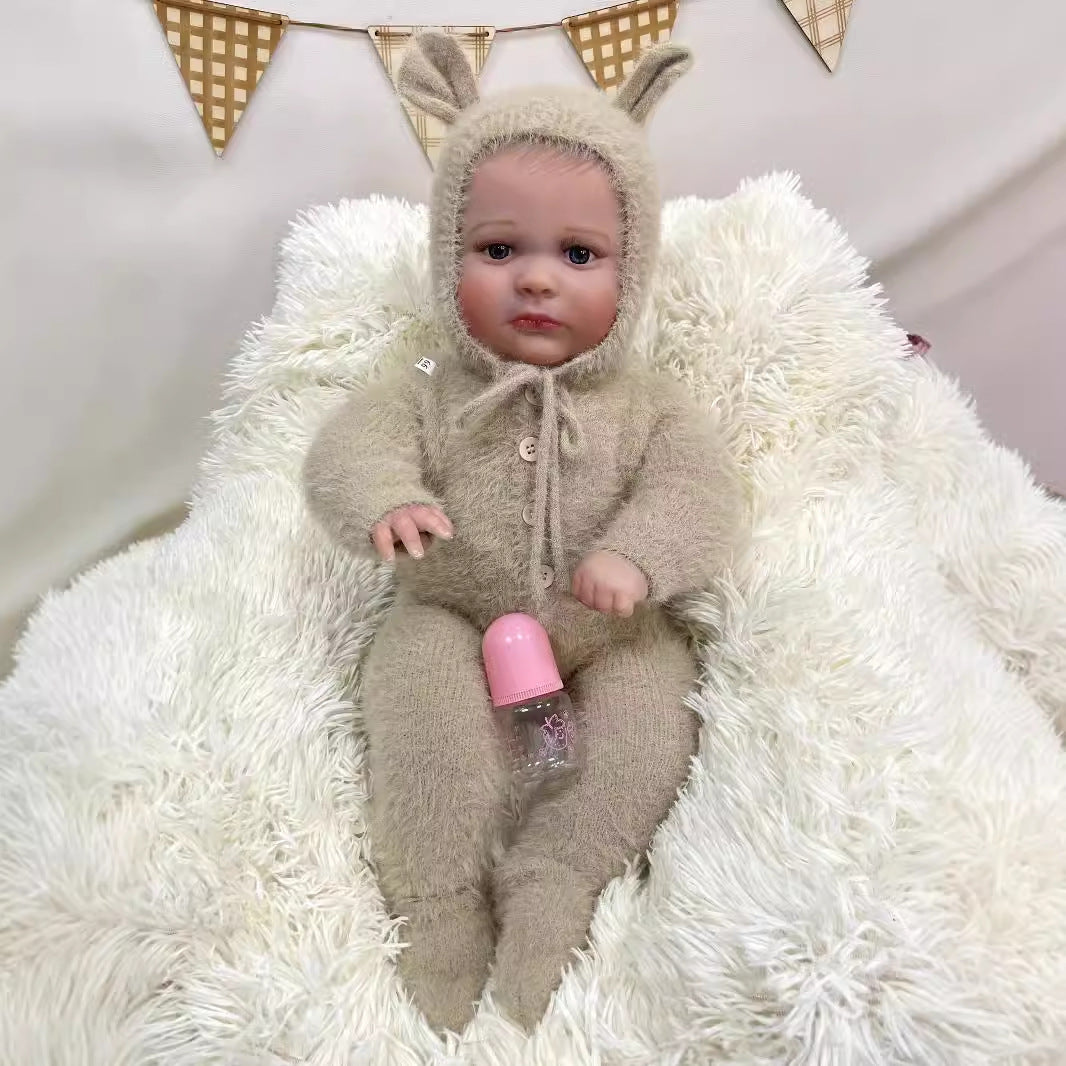 24 inch Lifelike Handcrafted Reborn Baby Doll with Cloth Body 3D Real Skin Kids Play Toy Gift for Girls